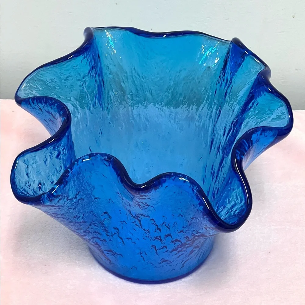 Cobalt Blue Art Glass Handkerchief Handblown Bowl Vase Abstract Fluted Edges 10